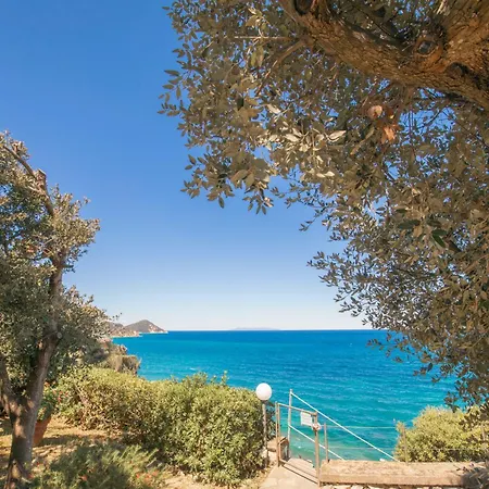 Nord Ovest - Helloelba Villa