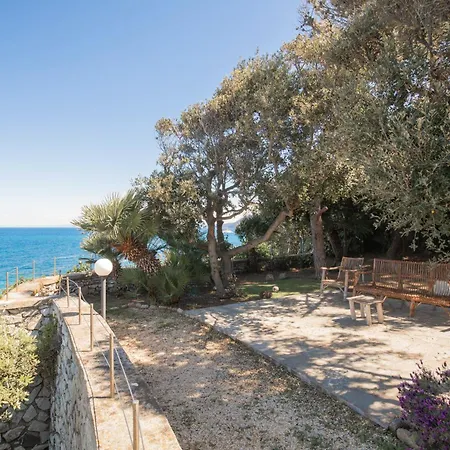 Villa Nord Ovest - Helloelba *